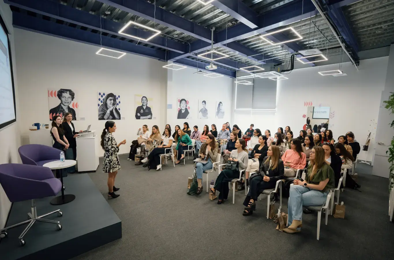 Mujeres que lideran