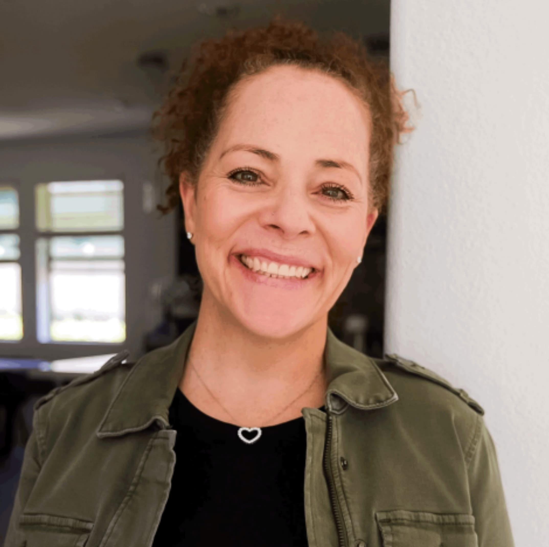 Lizi Ozenransky, instructor